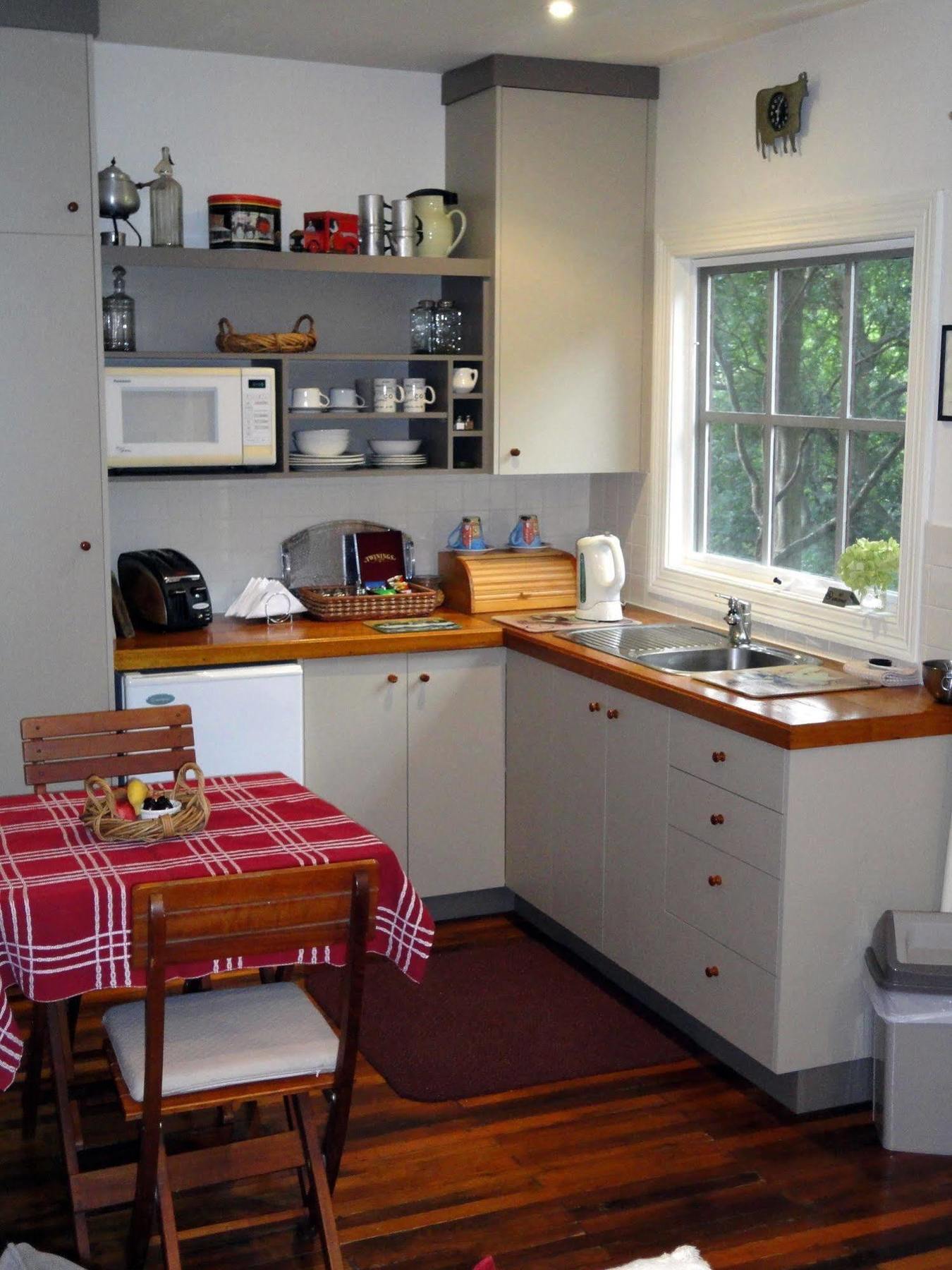 Stone'S Throw Cottage Bed And Breakfast Belgrave Buitenkant foto